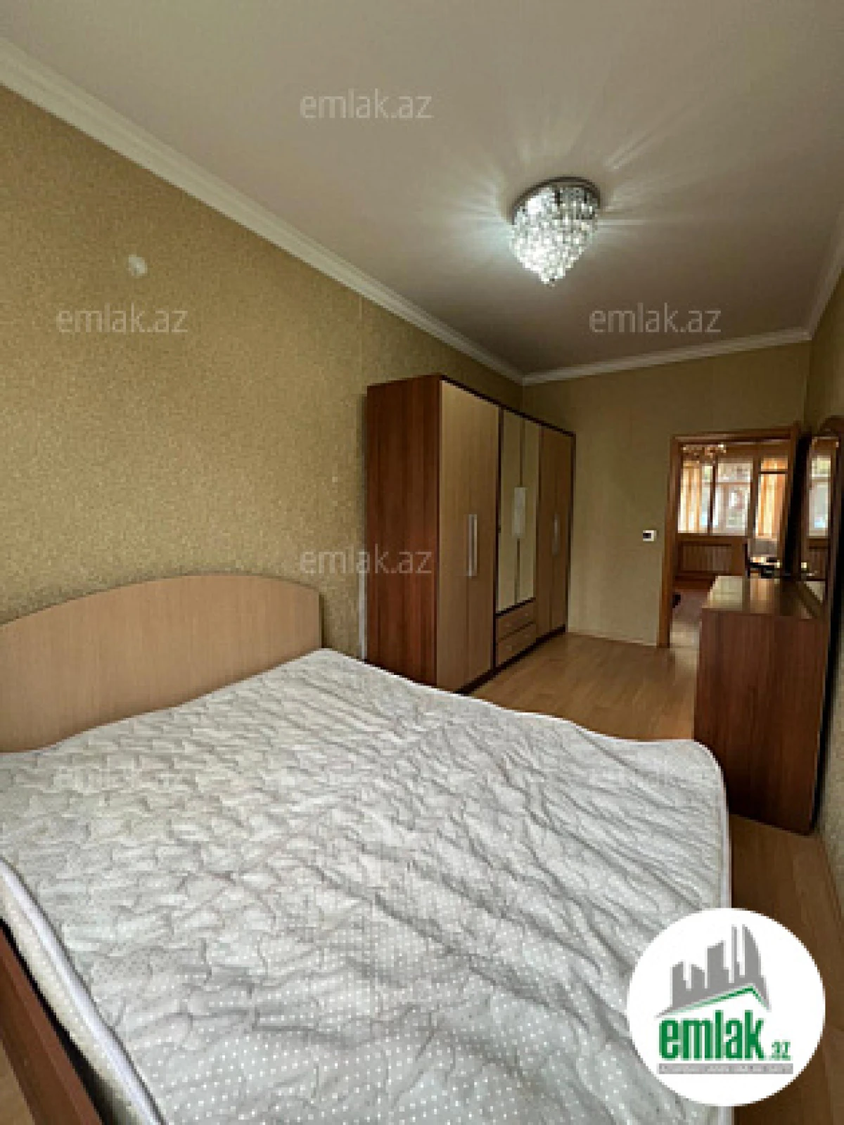 Satılır 3 otaqlı köhnə tikili 50 m²