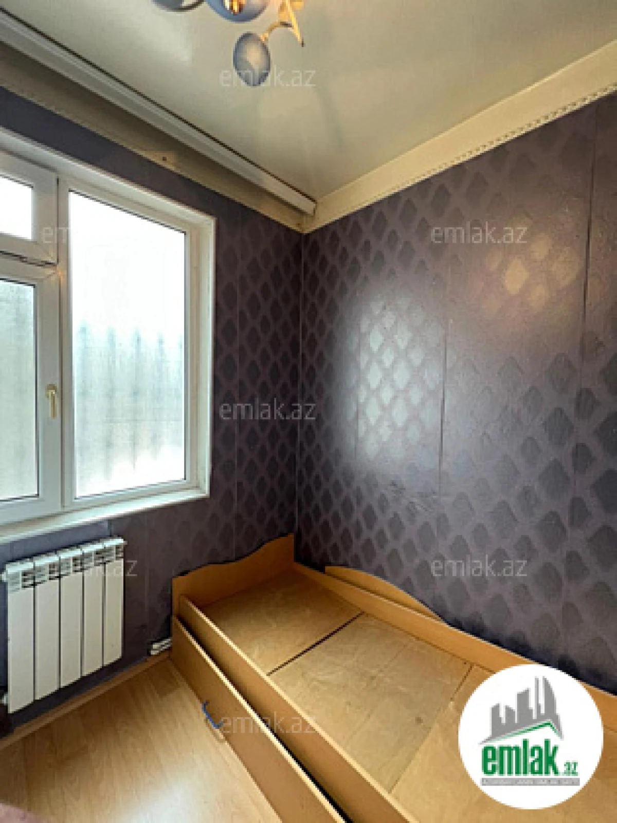 Satılır 3 otaqlı köhnə tikili 50 m²