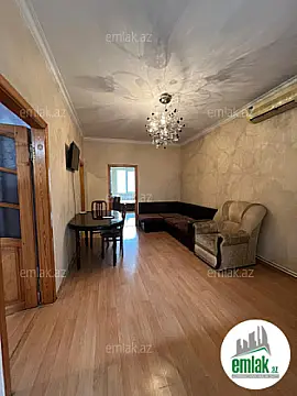Satılır 3 otaqlı köhnə tikili 50 m² — Bakı, 8-ci kilometr 3 otaq 50.00 m²