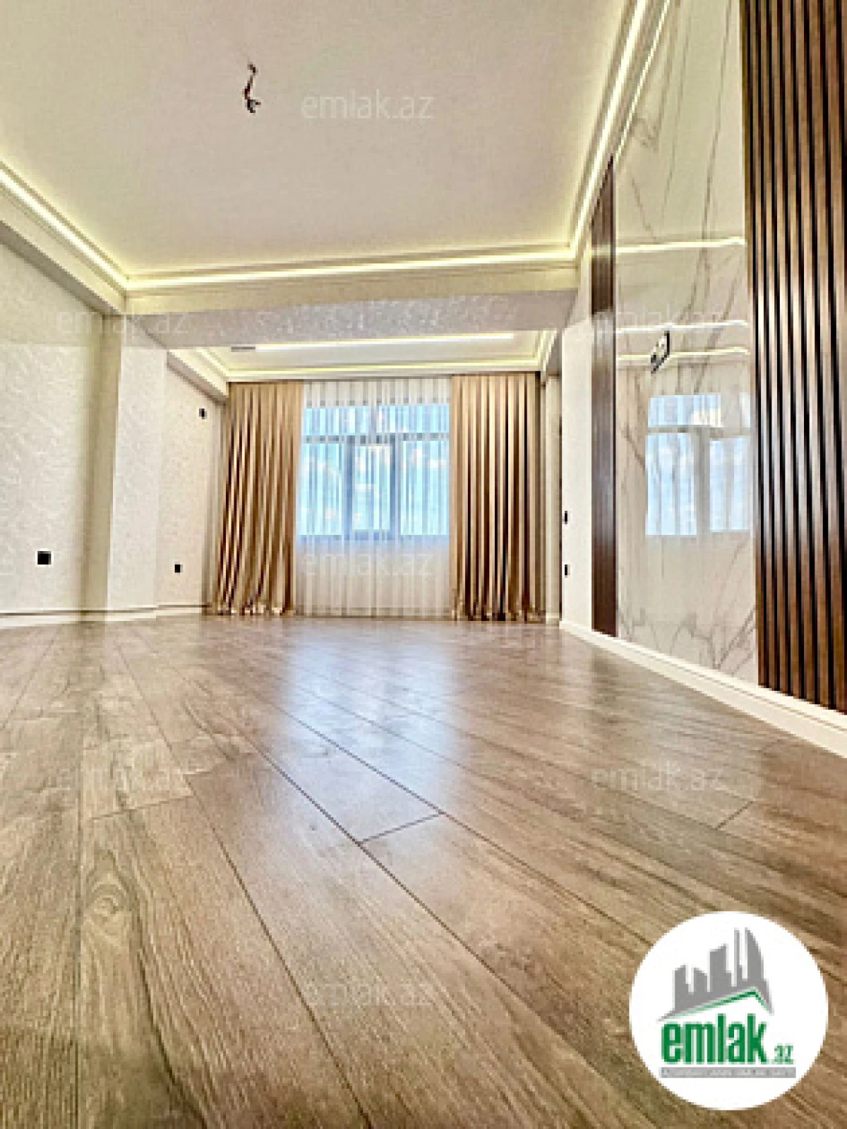 Satılır 2 otaqlı yeni tikili 55 m²