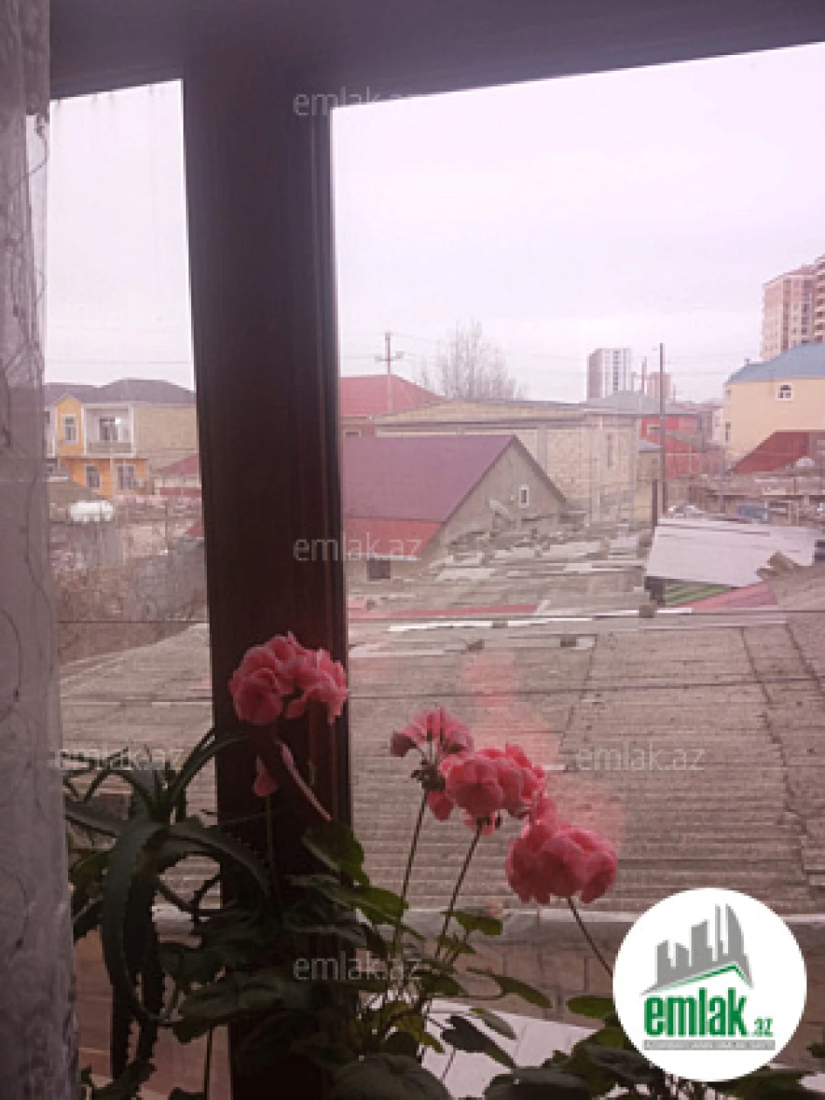 Satılır 3 otaqlı yeni tikili 78 m²