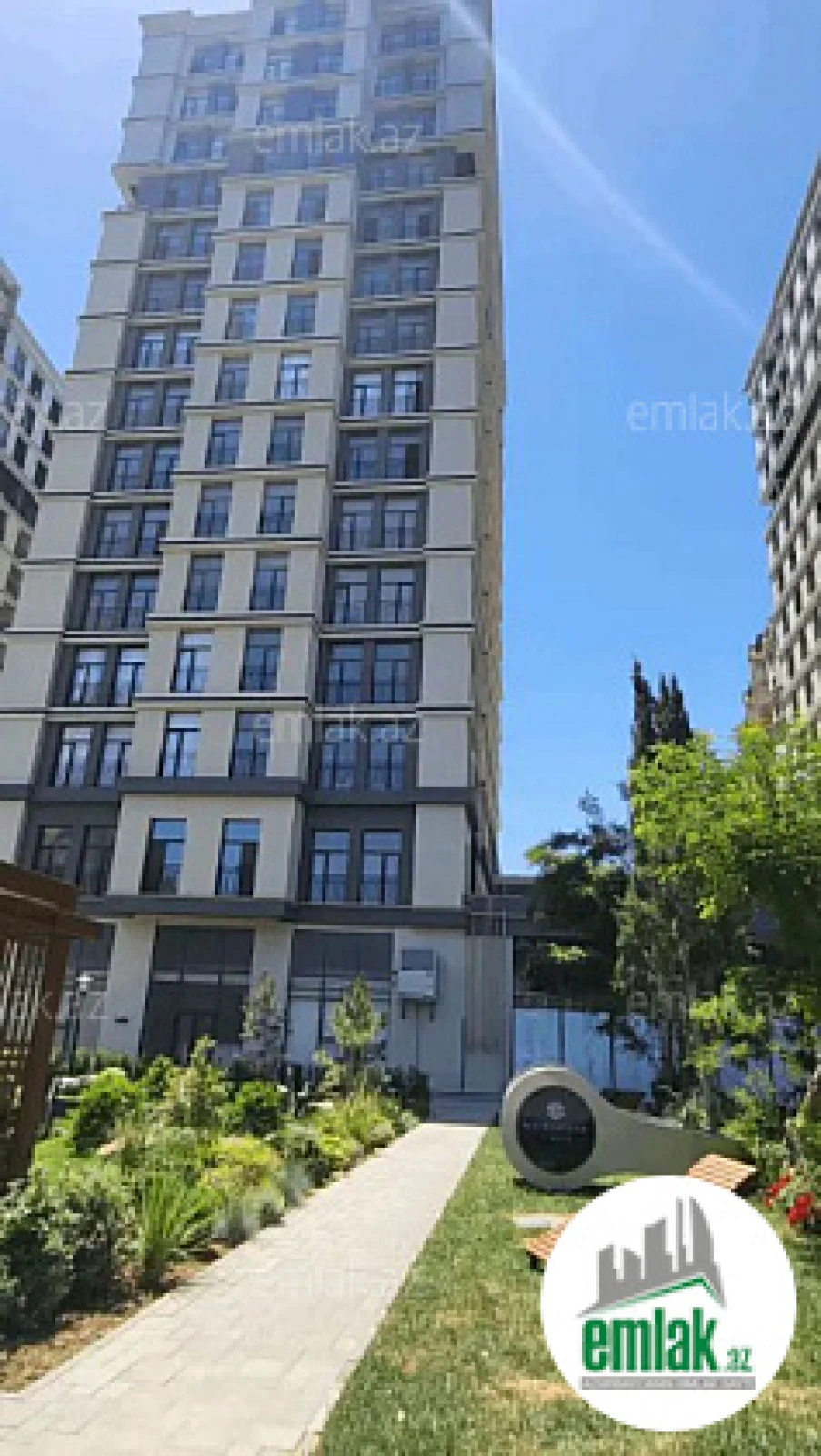 Satılır 5 otaqlı yeni tikili 215 m²