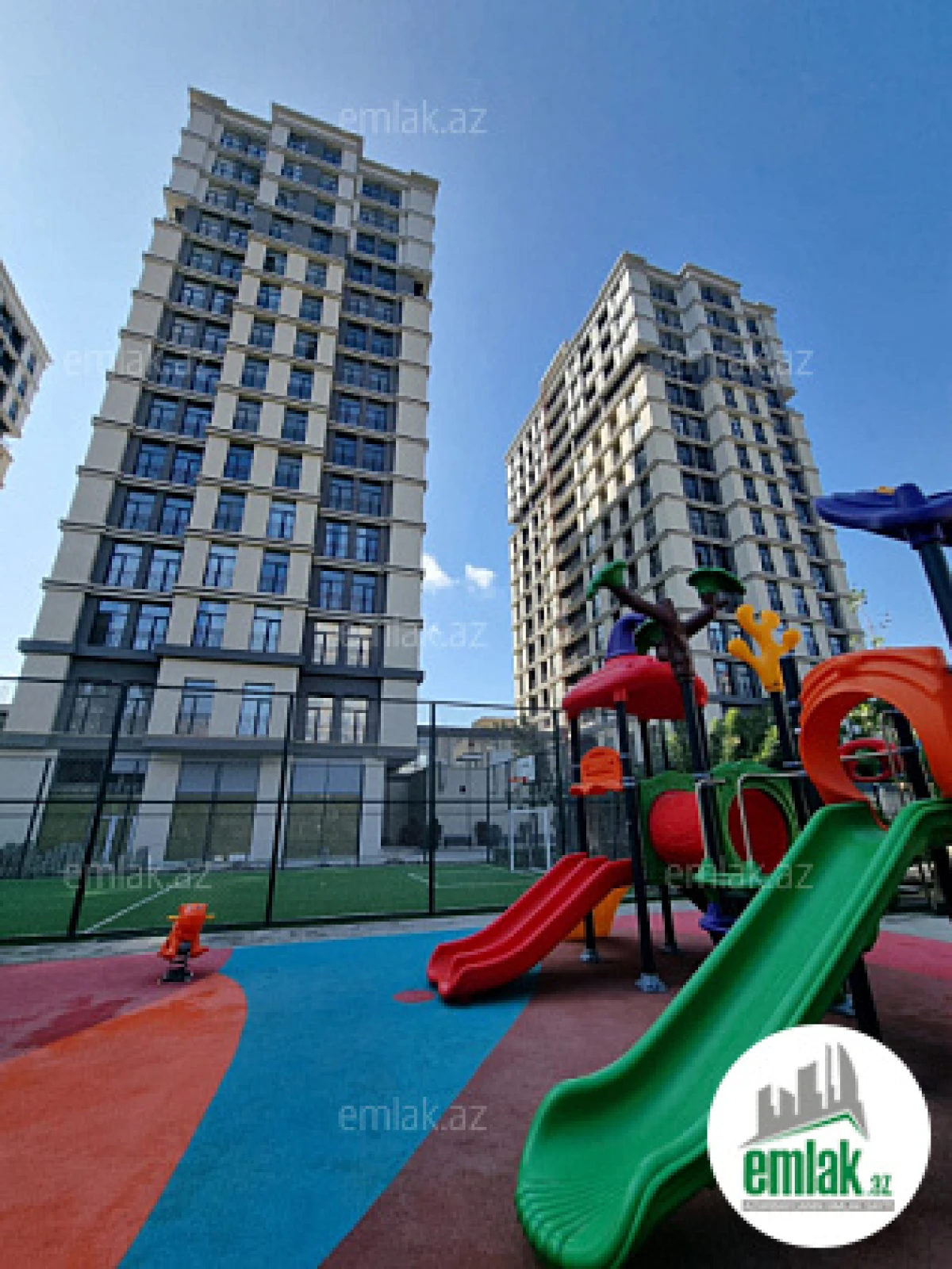 Satılır 5 otaqlı yeni tikili 215 m²