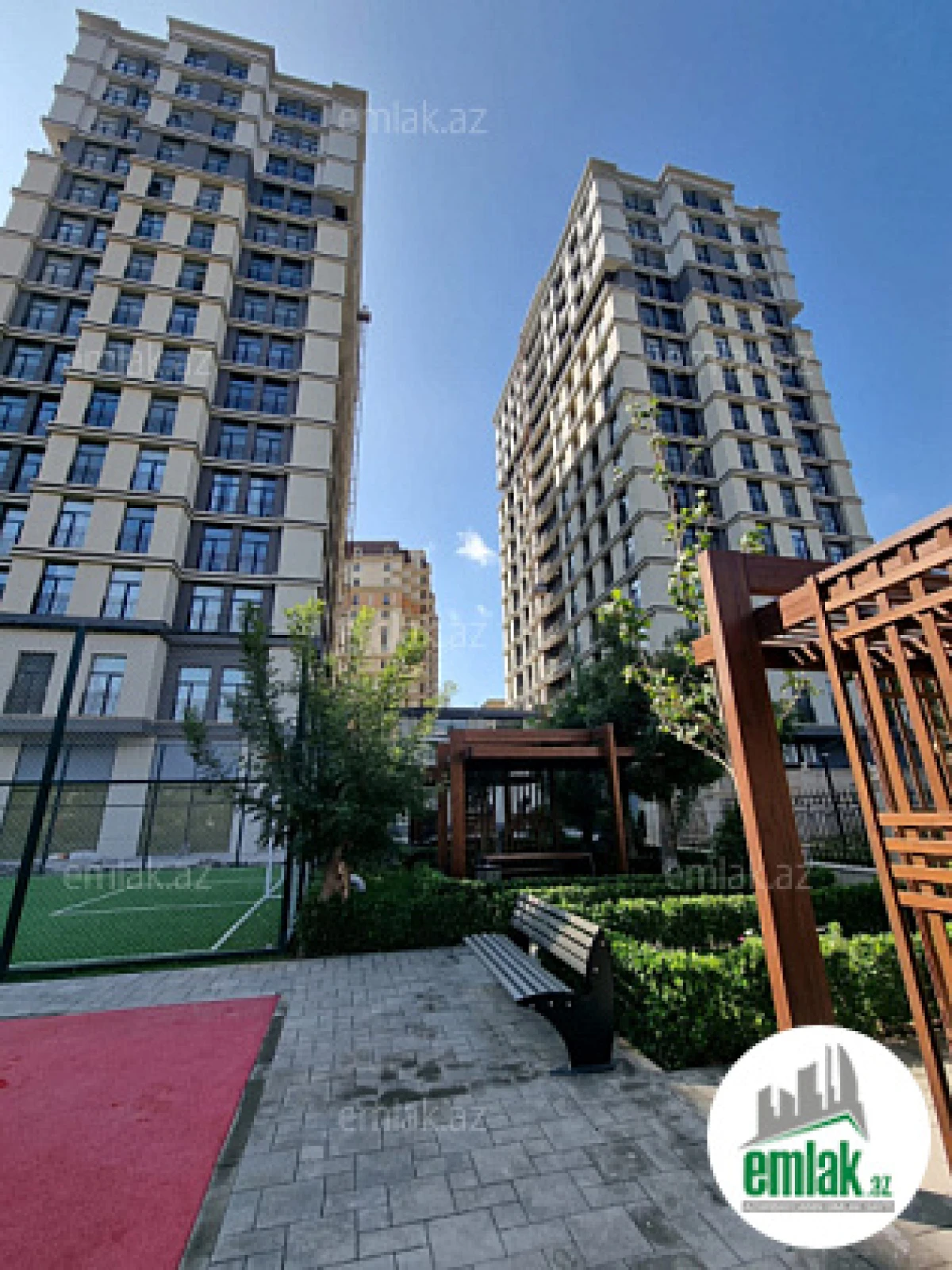 Satılır 5 otaqlı yeni tikili 215 m²