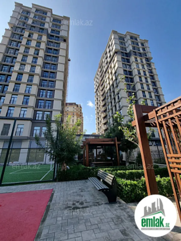 Satılır 5 otaqlı yeni tikili 215 m²