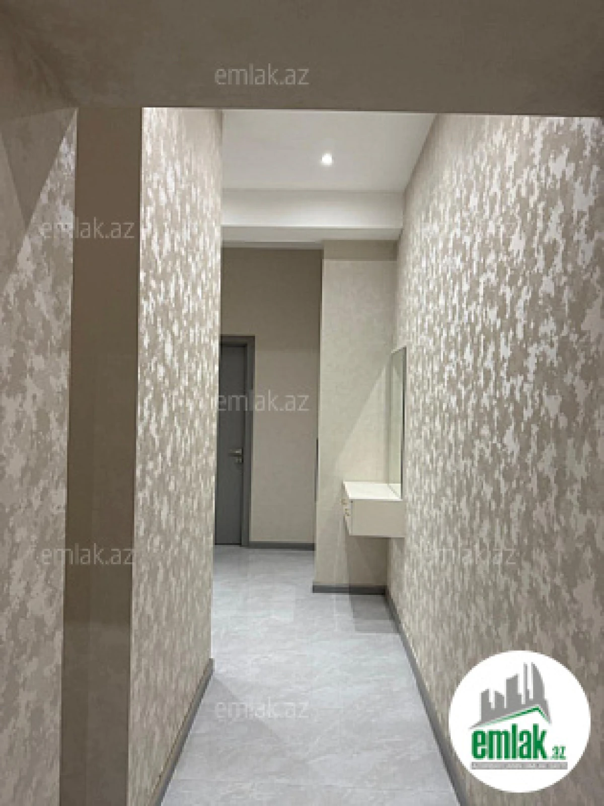 Satılır 2 otaqlı yeni tikili 91 m²