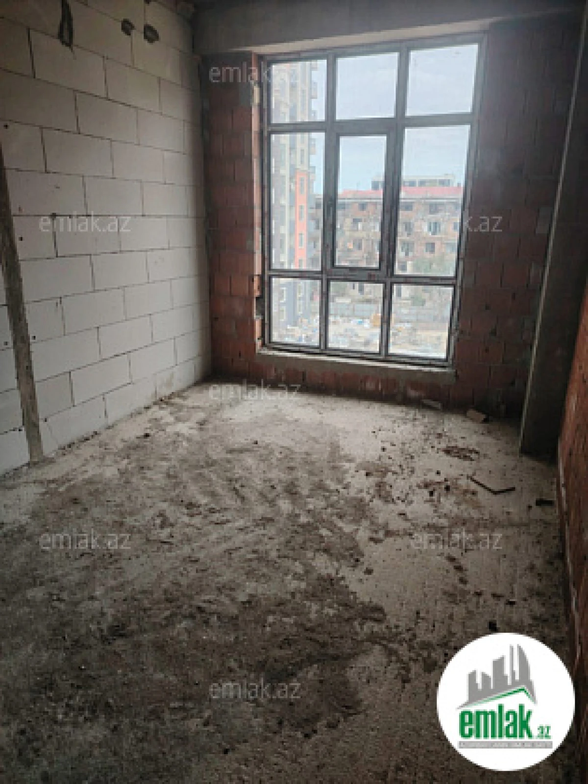 Satılır 3 otaqlı yeni tikili 88 m²