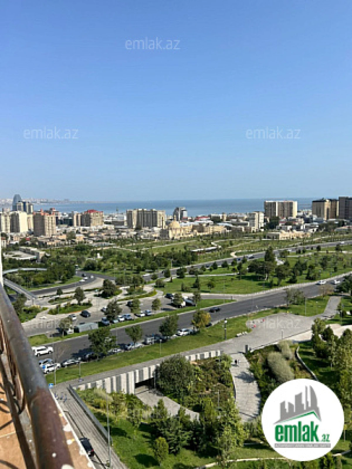 Satılır 4 otaqlı yeni tikili 160 m²