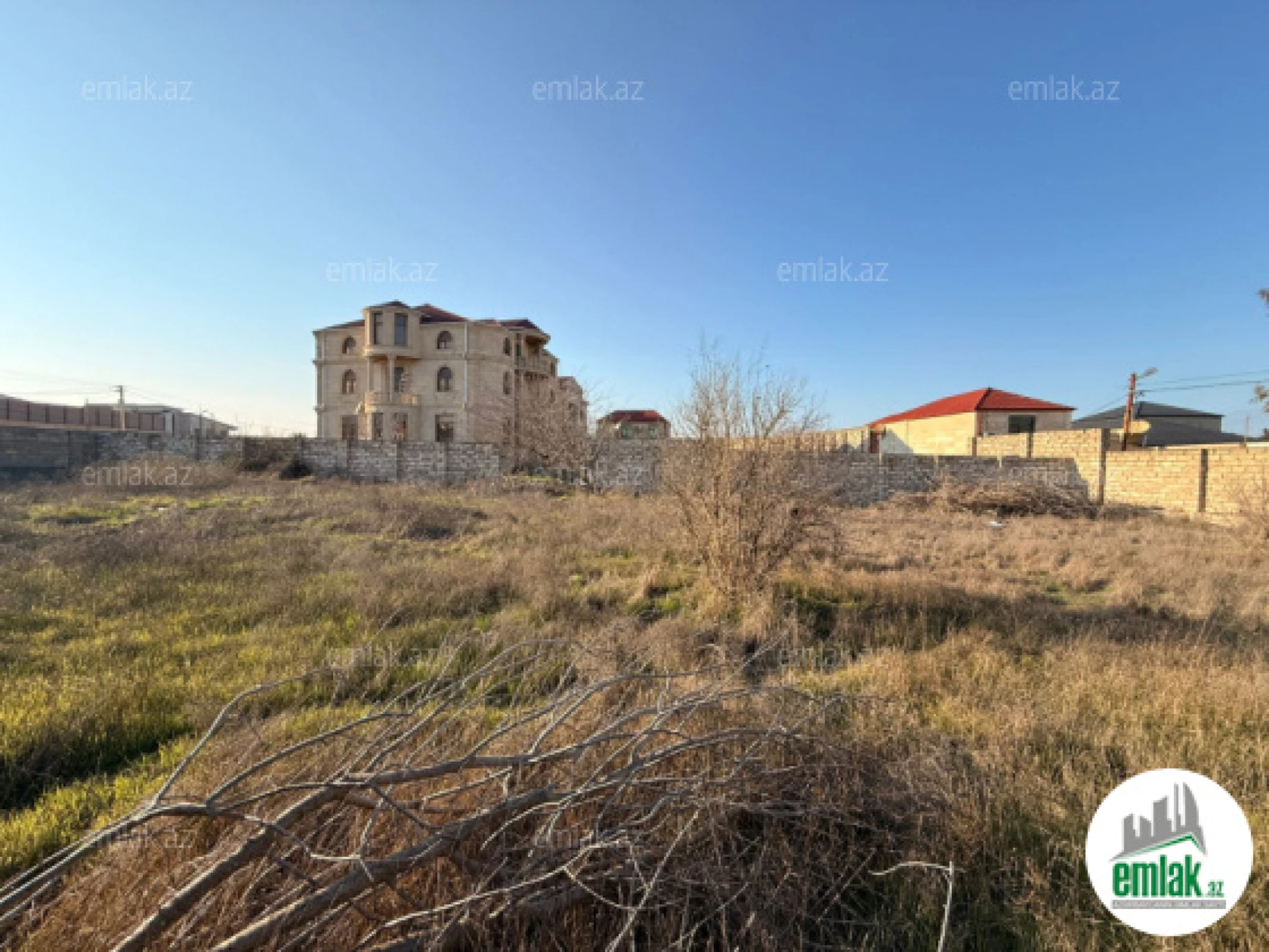 Satılır torpaq sahəsi 12 m²