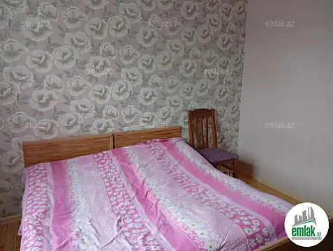 Satılır 2 otaqlı həyət evi 65 m²