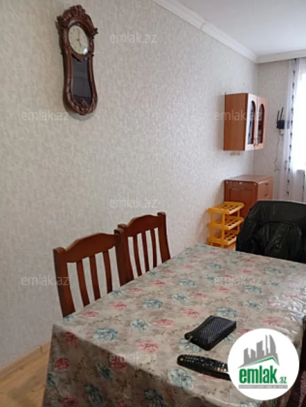 Satılır 2 otaqlı həyət evi 65 m²