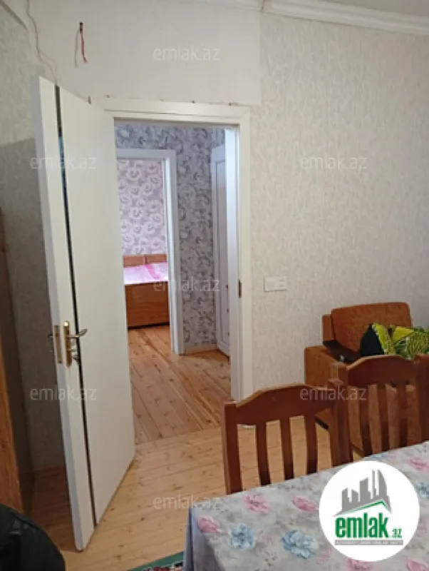 Satılır 2 otaqlı həyət evi 65 m²