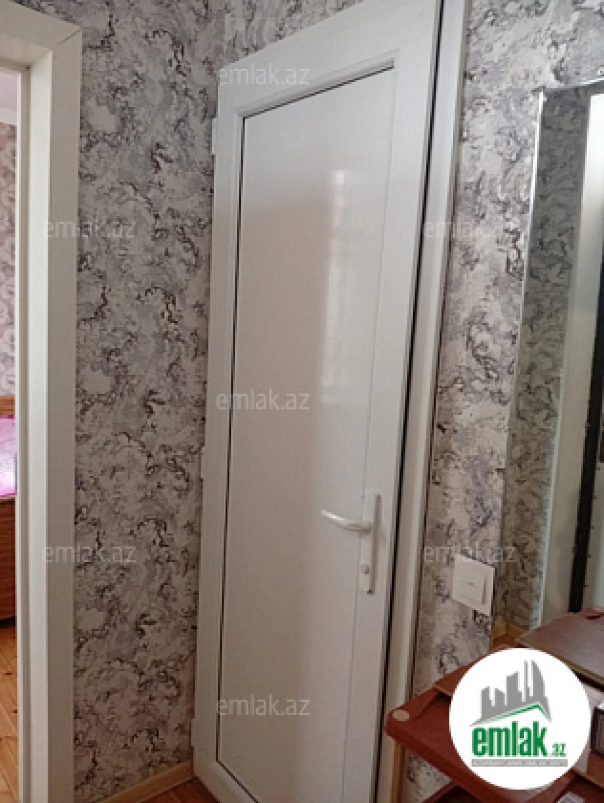 Satılır 2 otaqlı həyət evi 65 m²