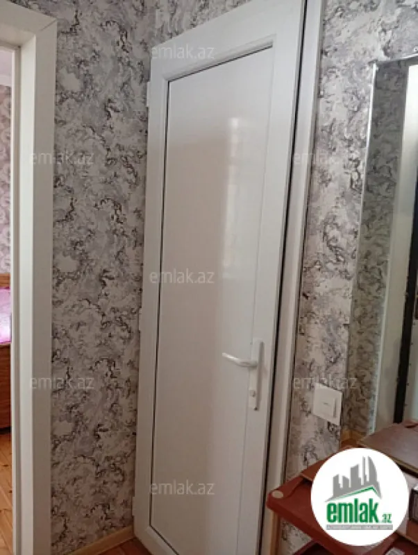 Satılır 2 otaqlı həyət evi 65 m²