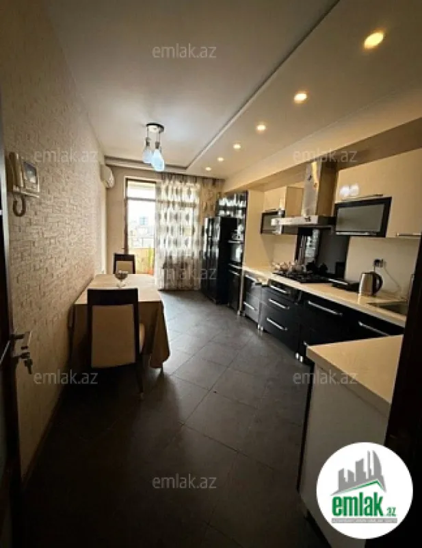 Satılır 3 otaqlı yeni tikili 168 m²