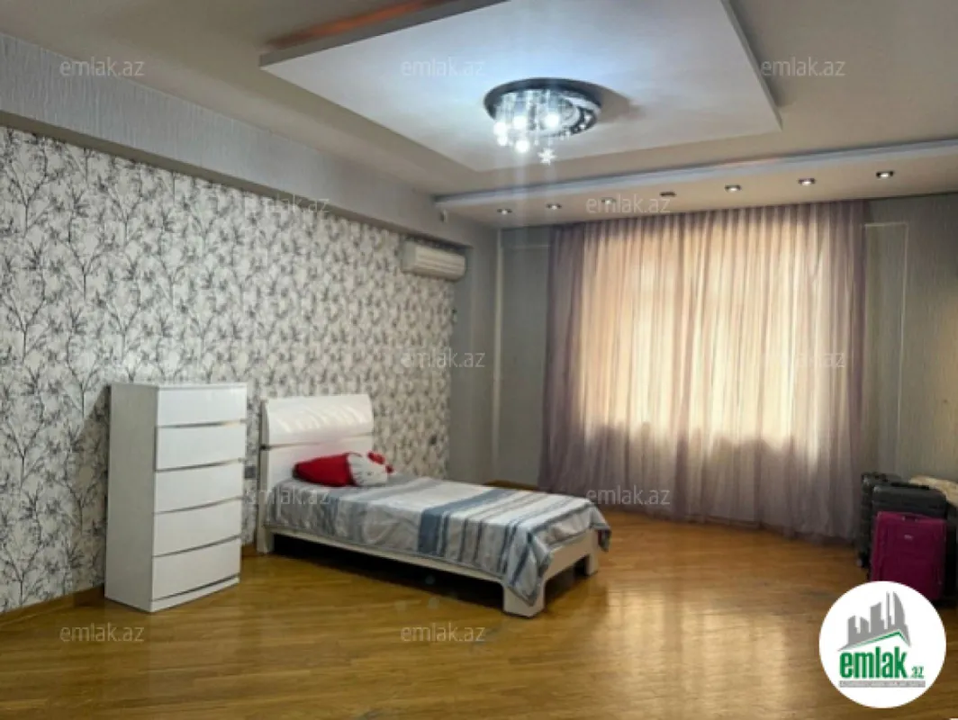 Satılır 3 otaqlı yeni tikili 168 m²
