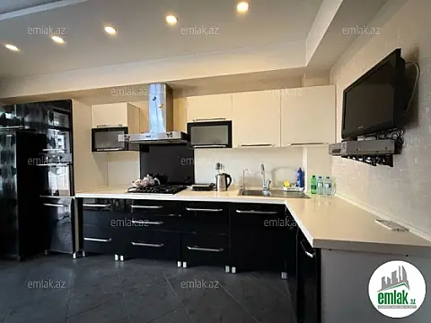 Satılır 3 otaqlı yeni tikili 168 m²