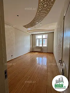 Satılır 3 otaqlı yeni tikili 135 m²