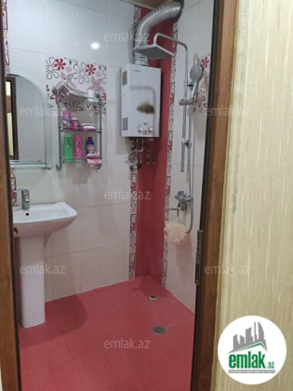 Satılır 2 otaqlı köhnə tikili 58 m²