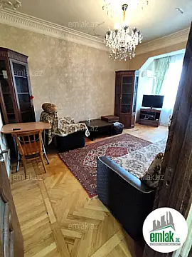 Satılır 2 otaqlı köhnə tikili 58 m² — Bakı 2 otaq 58.00 m²