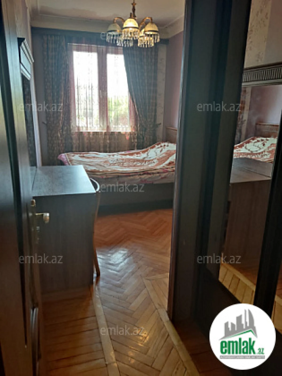 Satılır 2 otaqlı köhnə tikili 58 m²