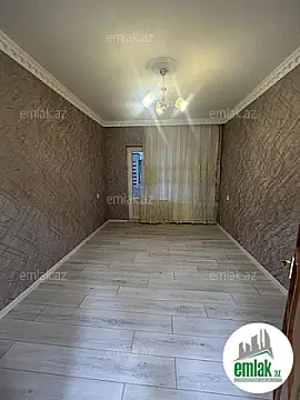 Satılır 3 otaqlı köhnə tikili 90 m²