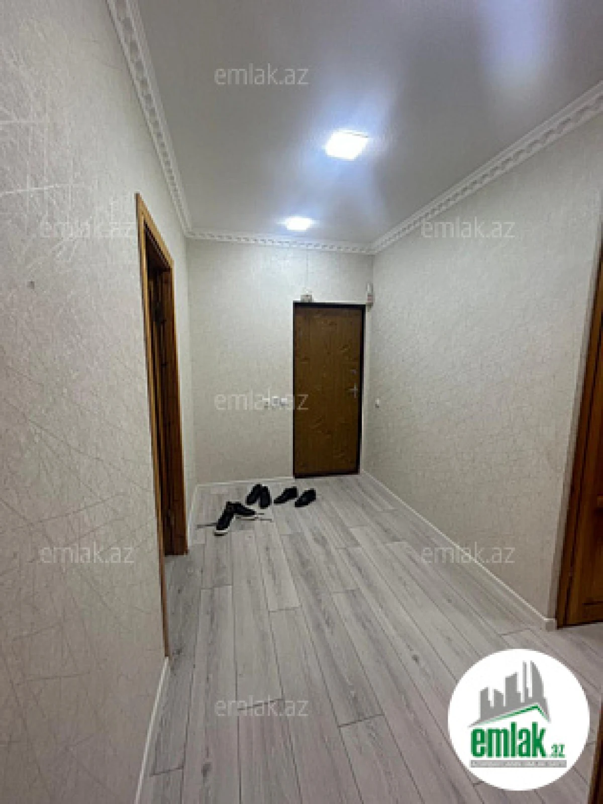 Satılır 3 otaqlı köhnə tikili 90 m²