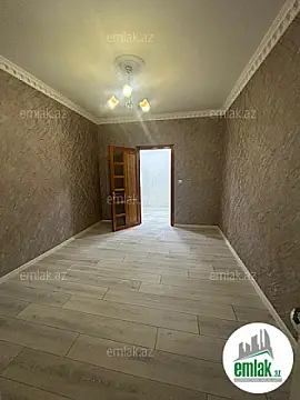 Satılır 3 otaqlı köhnə tikili 90 m²