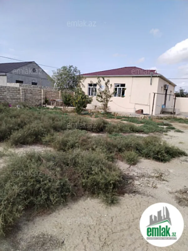 Satılır 3 otaqlı həyət evi 100 m²
