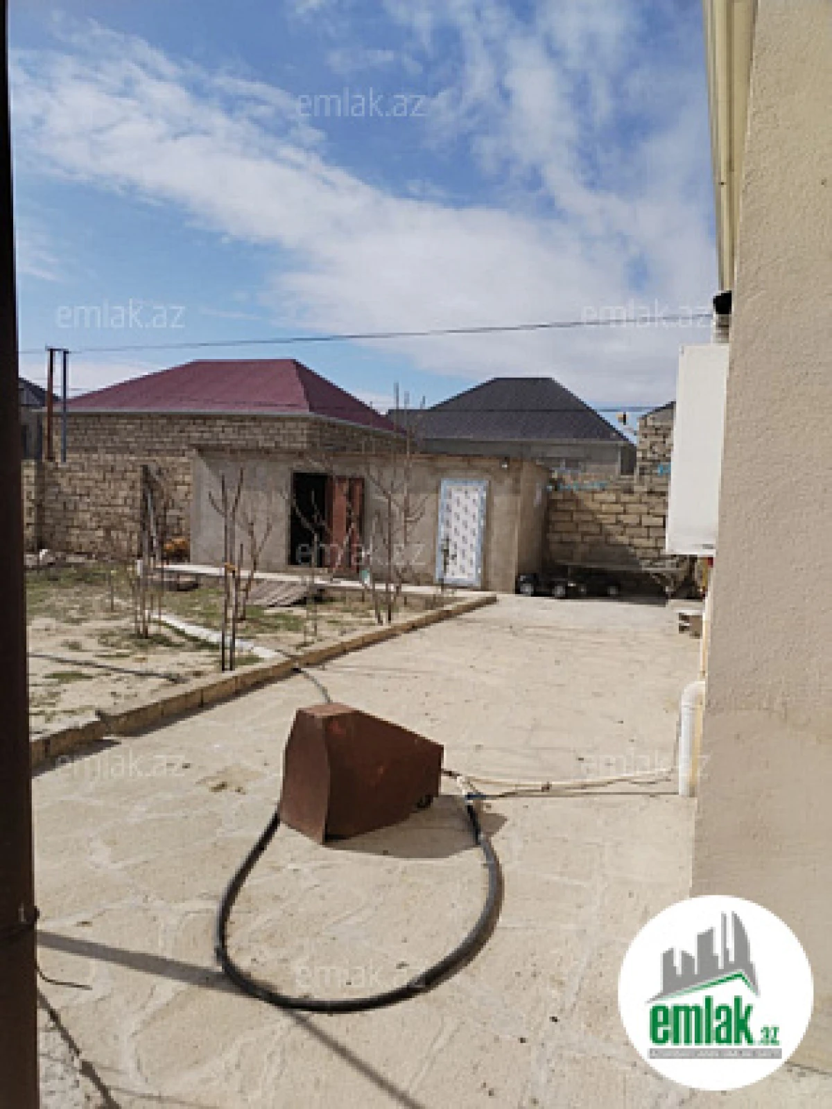 Satılır 3 otaqlı həyət evi 100 m²