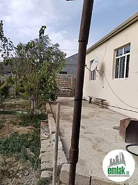 Satılır 3 otaqlı həyət evi 100 m²