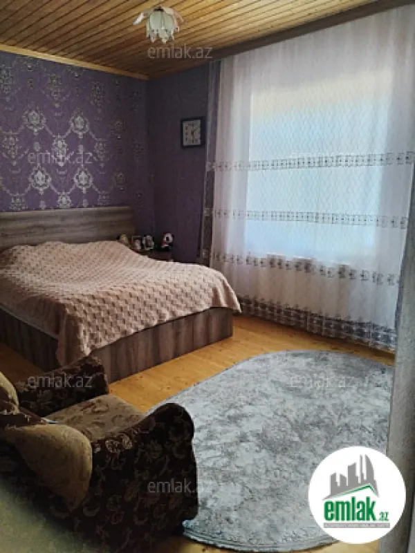 Satılır 3 otaqlı həyət evi 100 m²