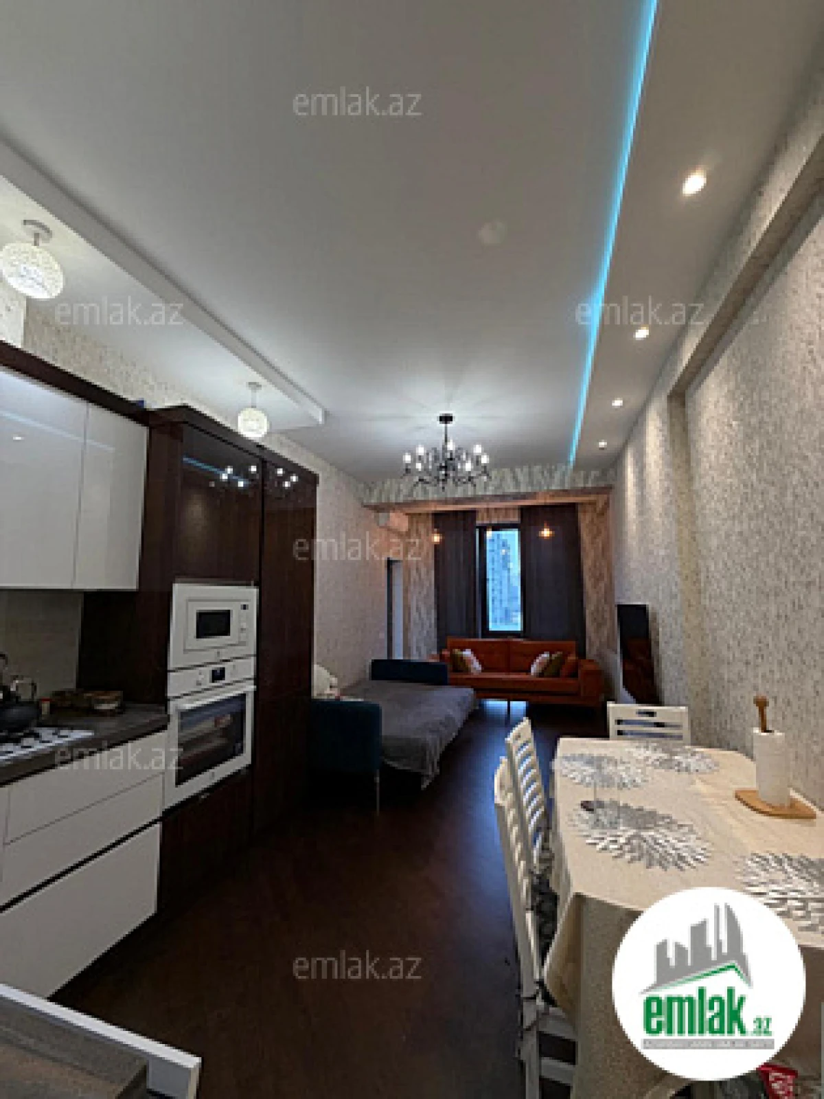 Satılır 2 otaqlı yeni tikili 70 m²