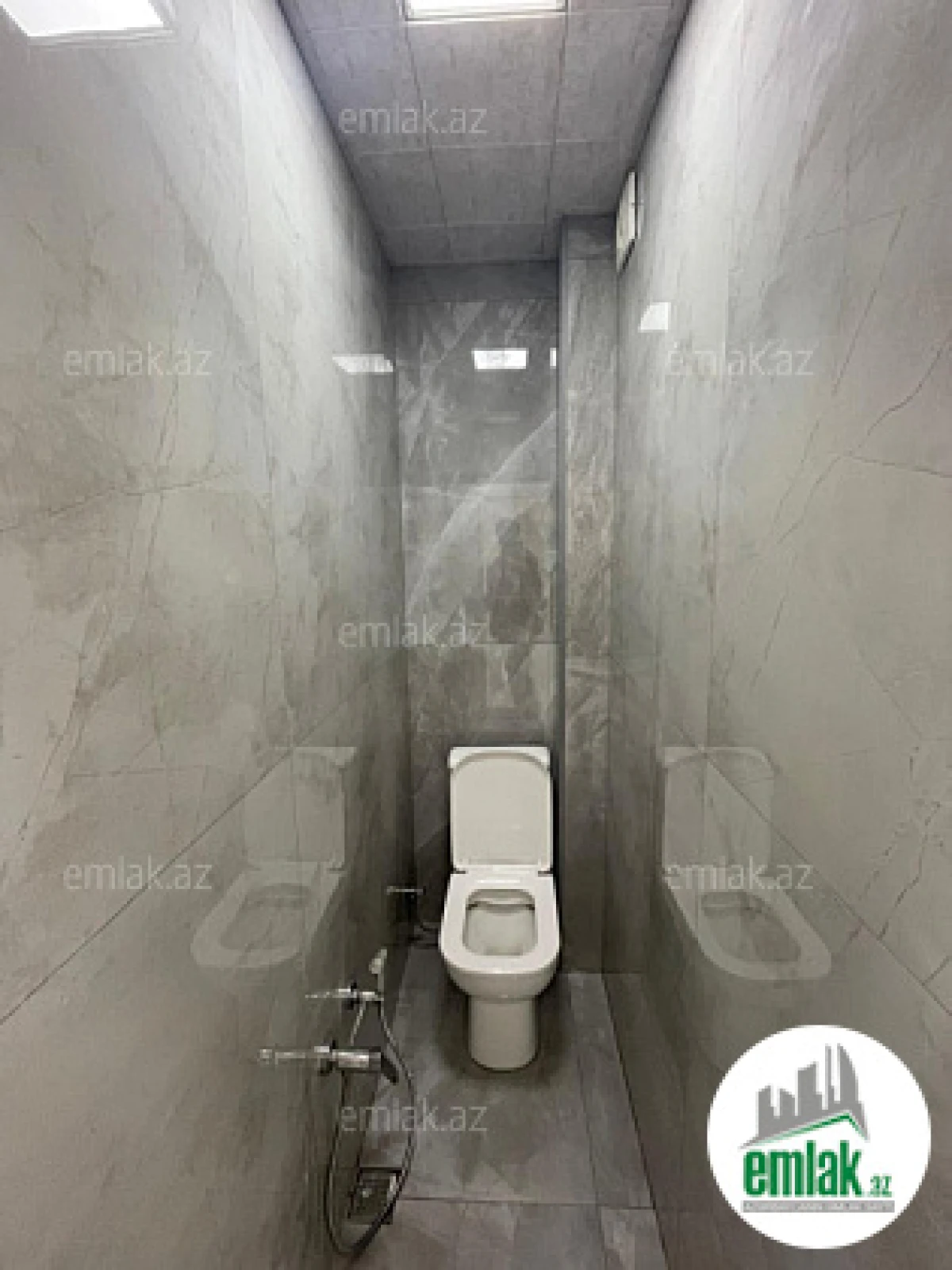 Satılır 3 otaqlı köhnə tikili 70 m²