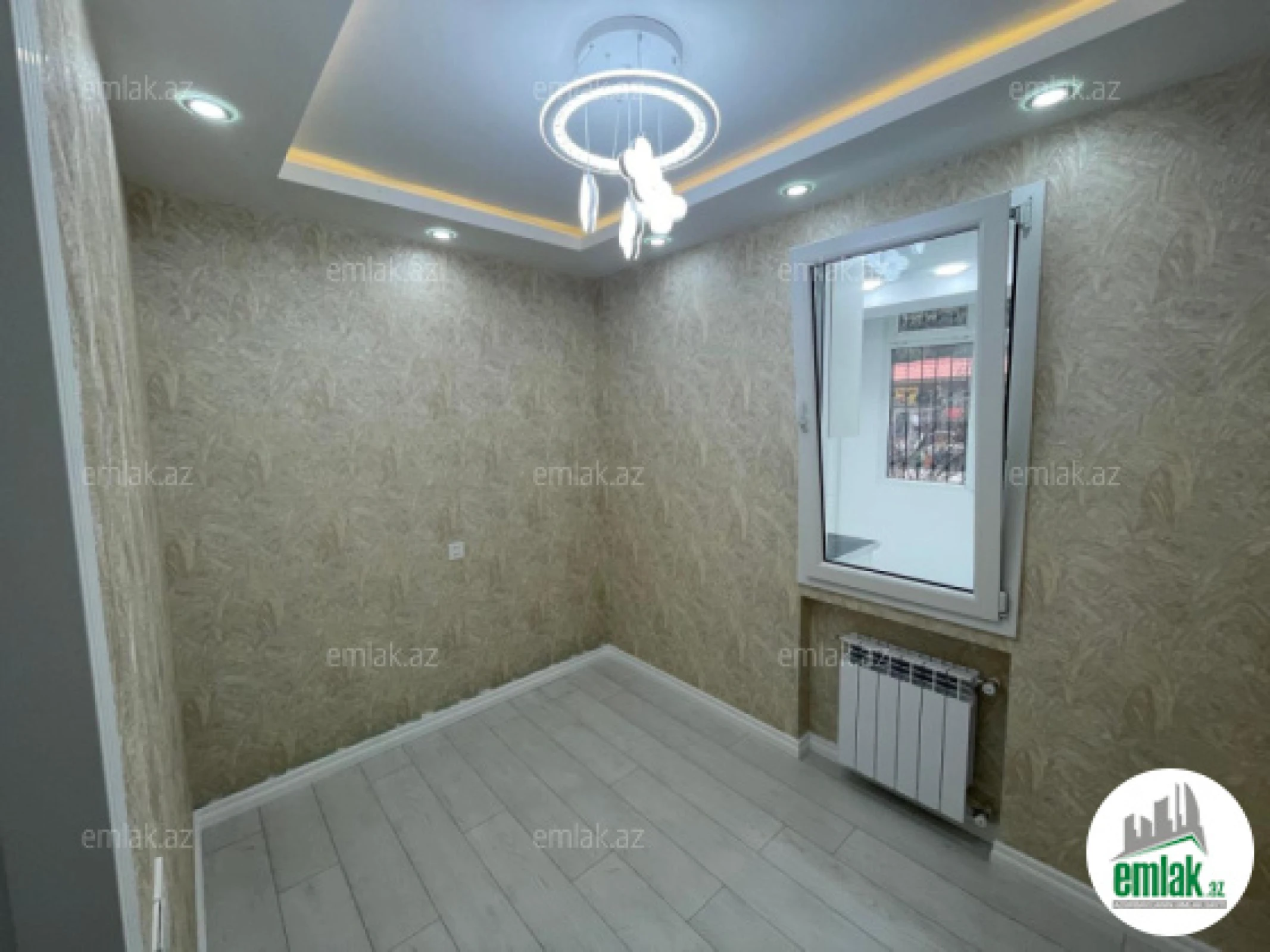 Satılır 3 otaqlı köhnə tikili 70 m²