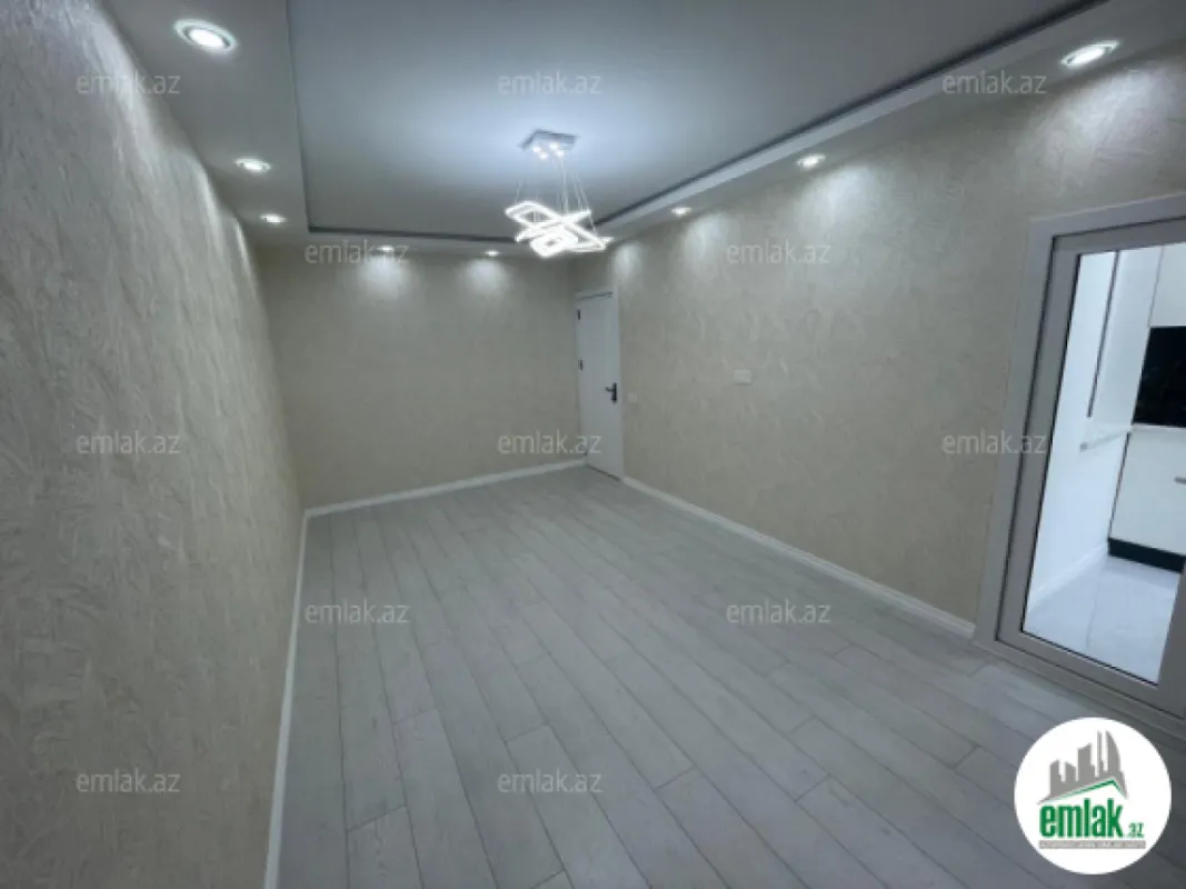 Satılır 3 otaqlı köhnə tikili 70 m²