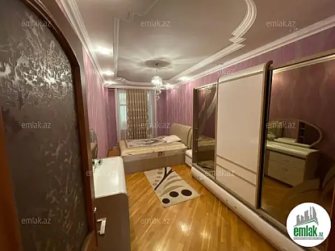 Satılır 3 otaqlı yeni tikili 130 m²