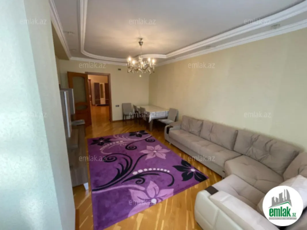 Satılır 3 otaqlı yeni tikili 130 m²