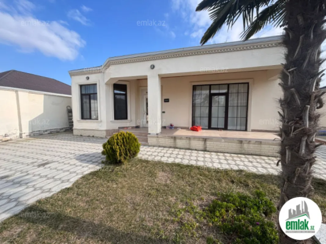 Satılır 4 otaqlı mənzil 160 m²