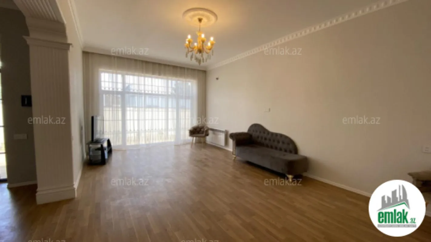 Satılır 3 otaqlı həyət evi 140 m²