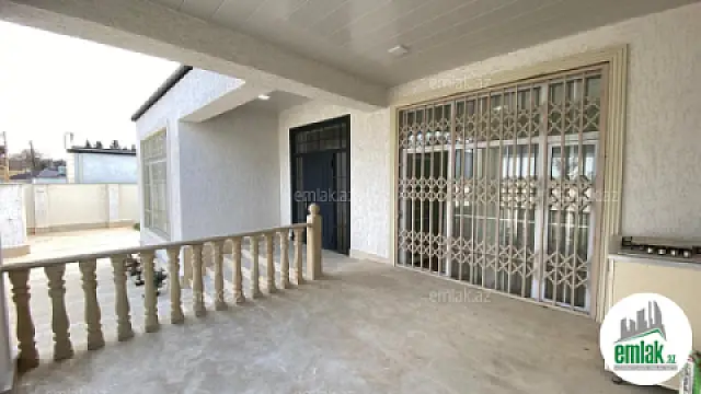 Satılır 3 otaqlı həyət evi 140 m²