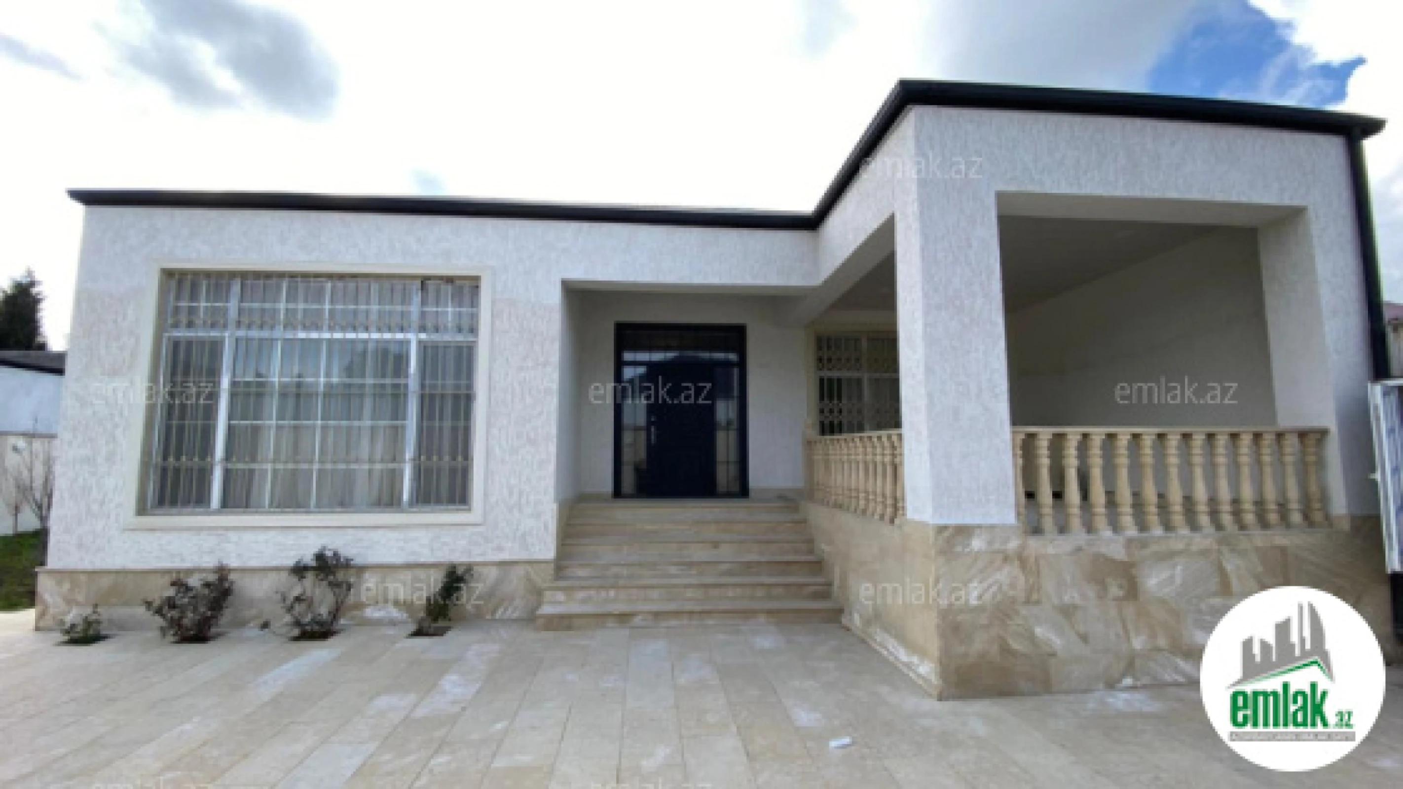 Satılır 3 otaqlı həyət evi 140 m²