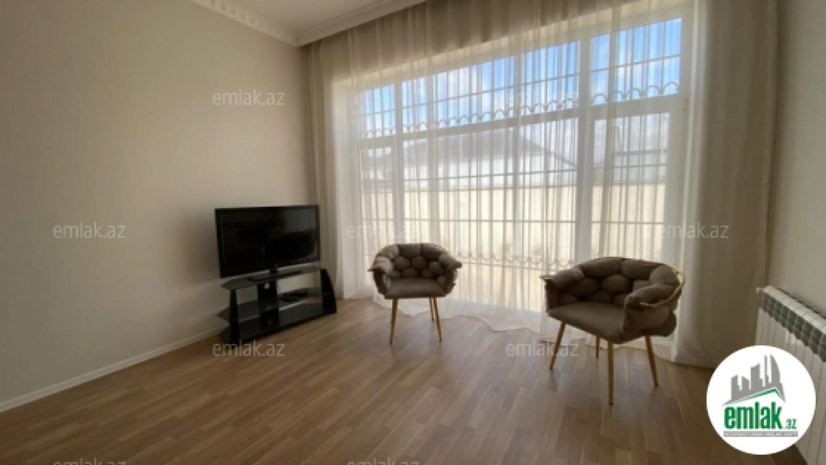 Satılır 3 otaqlı həyət evi 140 m²