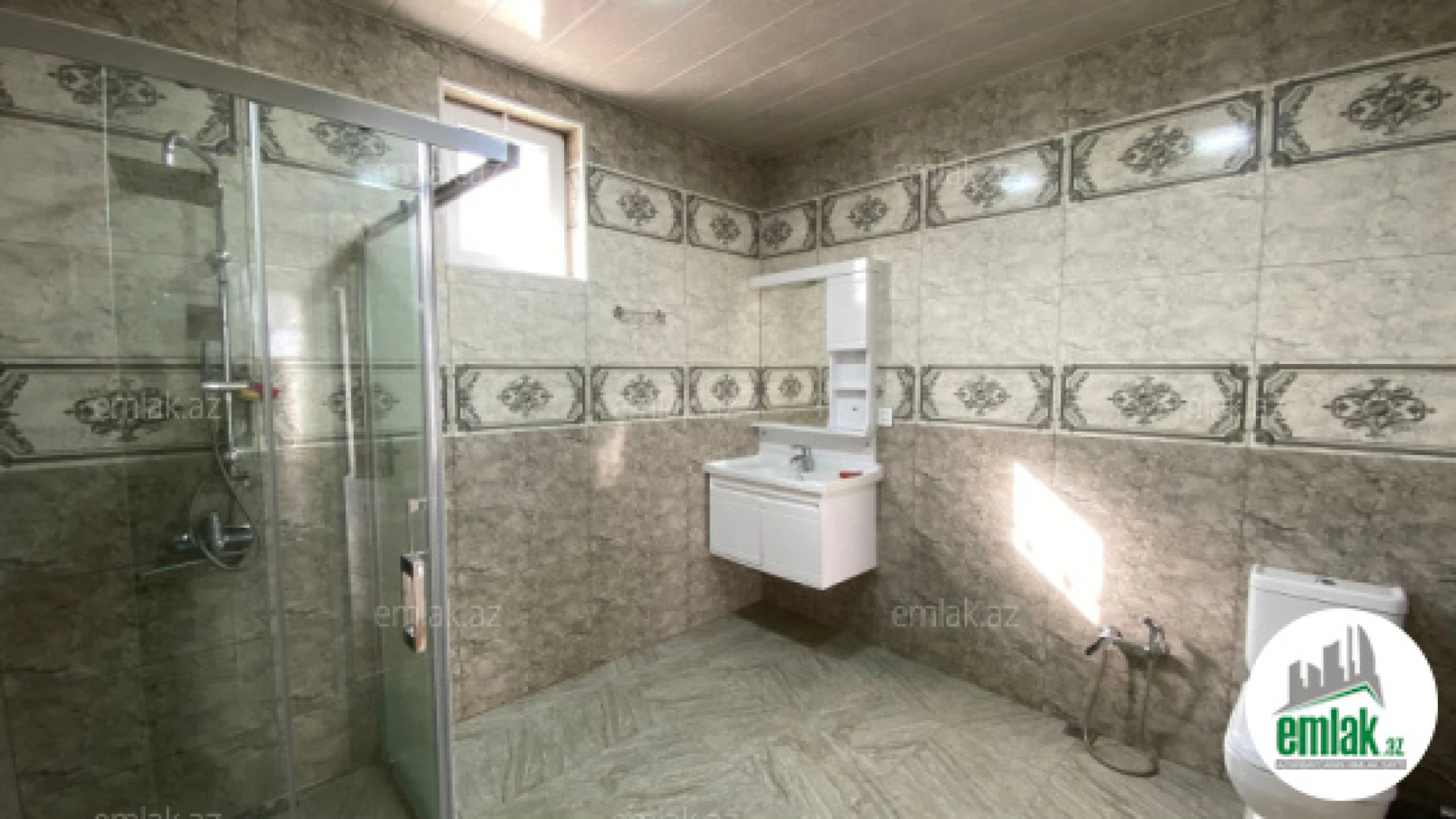 Satılır 3 otaqlı həyət evi 140 m²