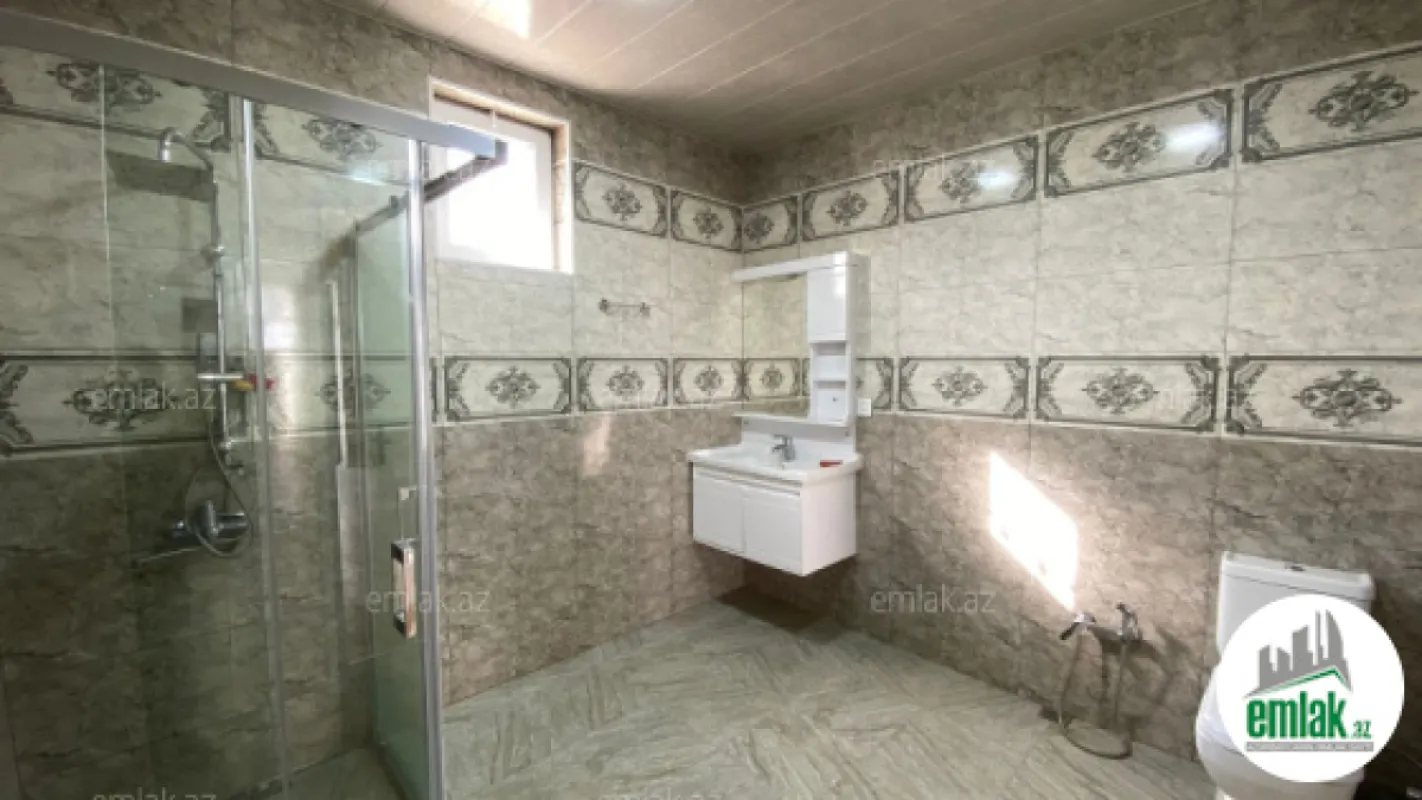 Satılır 3 otaqlı həyət evi 140 m²