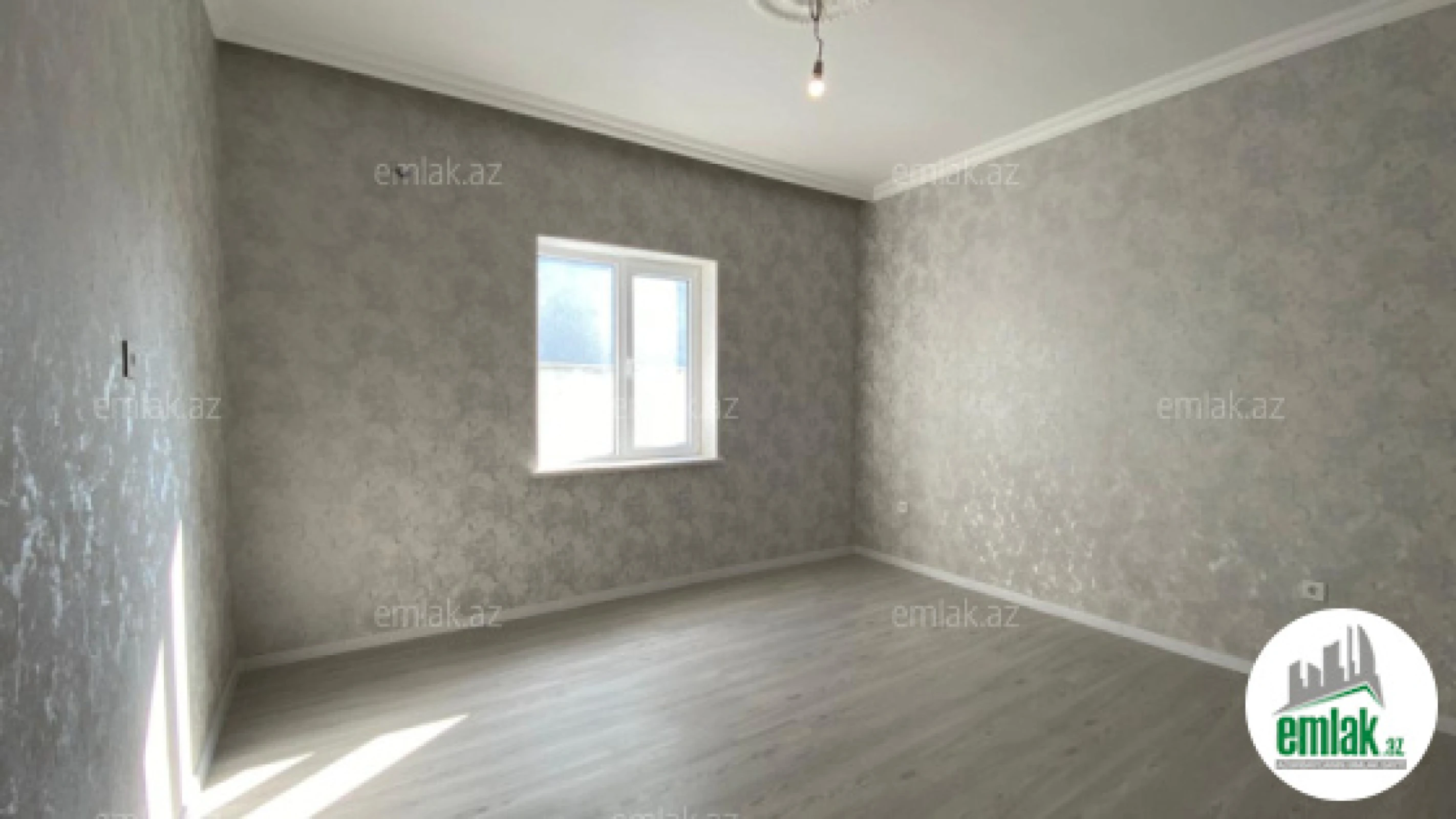 Satılır 3 otaqlı həyət evi 105 m²