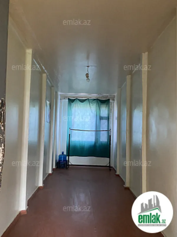 Satılır 6 otaqlı mənzil 200 m²