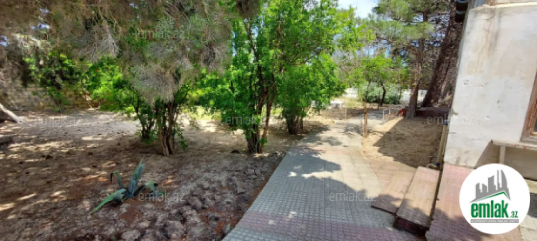 Satılır 6 otaqlı mənzil 200 m²