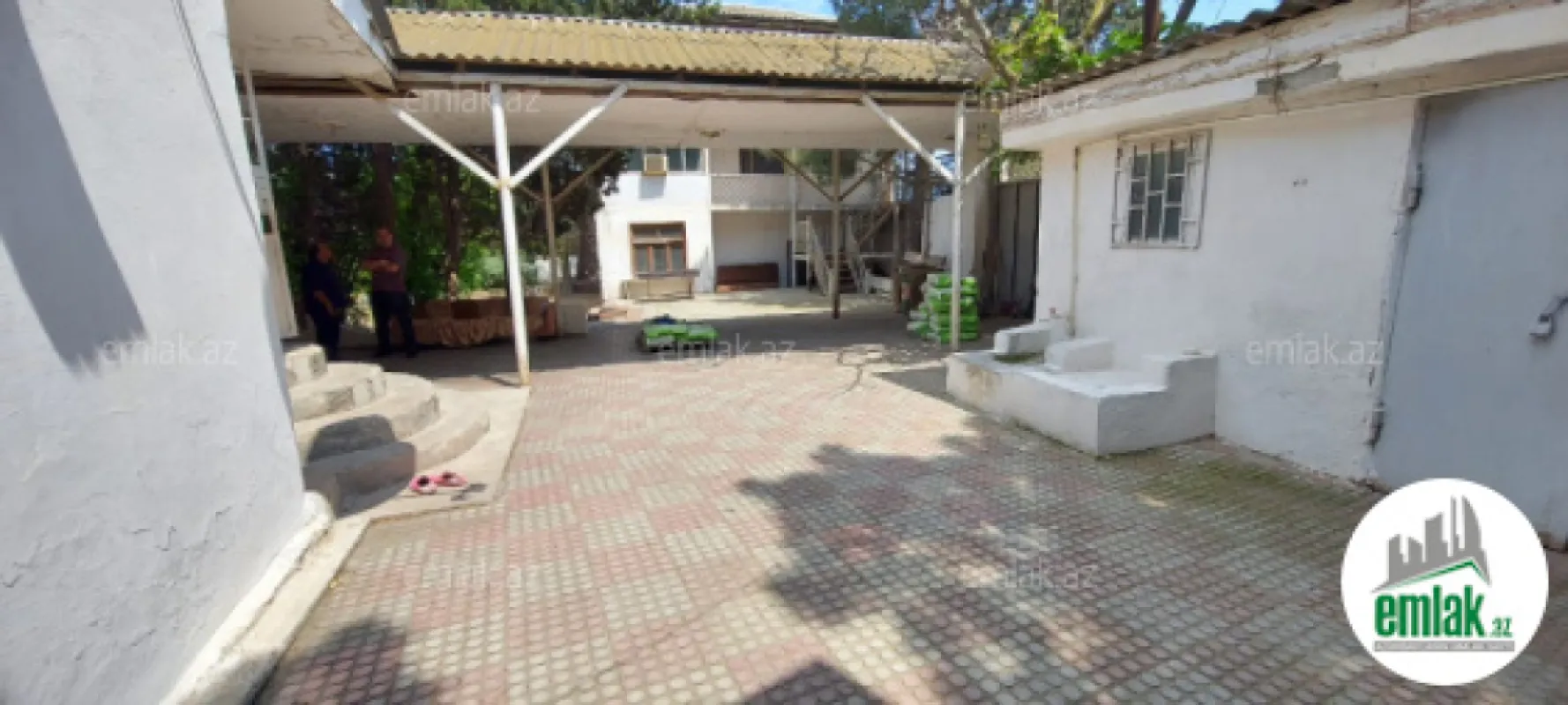 Satılır 6 otaqlı mənzil 200 m²