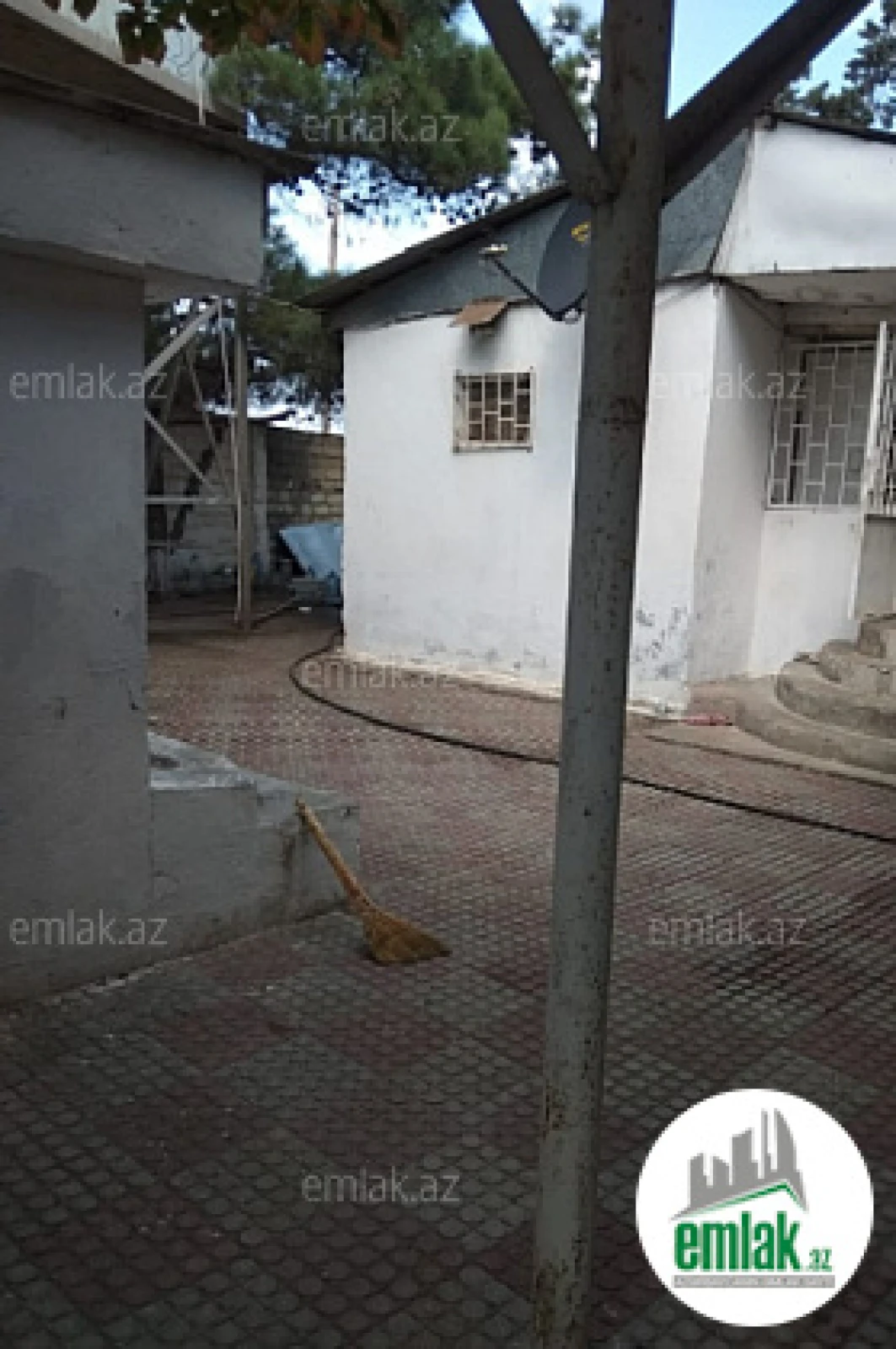 Satılır 6 otaqlı mənzil 200 m²